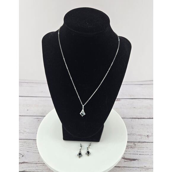 Embedded Stone with Serling Silver Necklace - Picture 1 of 7